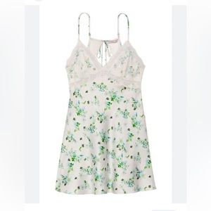 Victoria’s Secret Lace Plunge Open-Back Slip